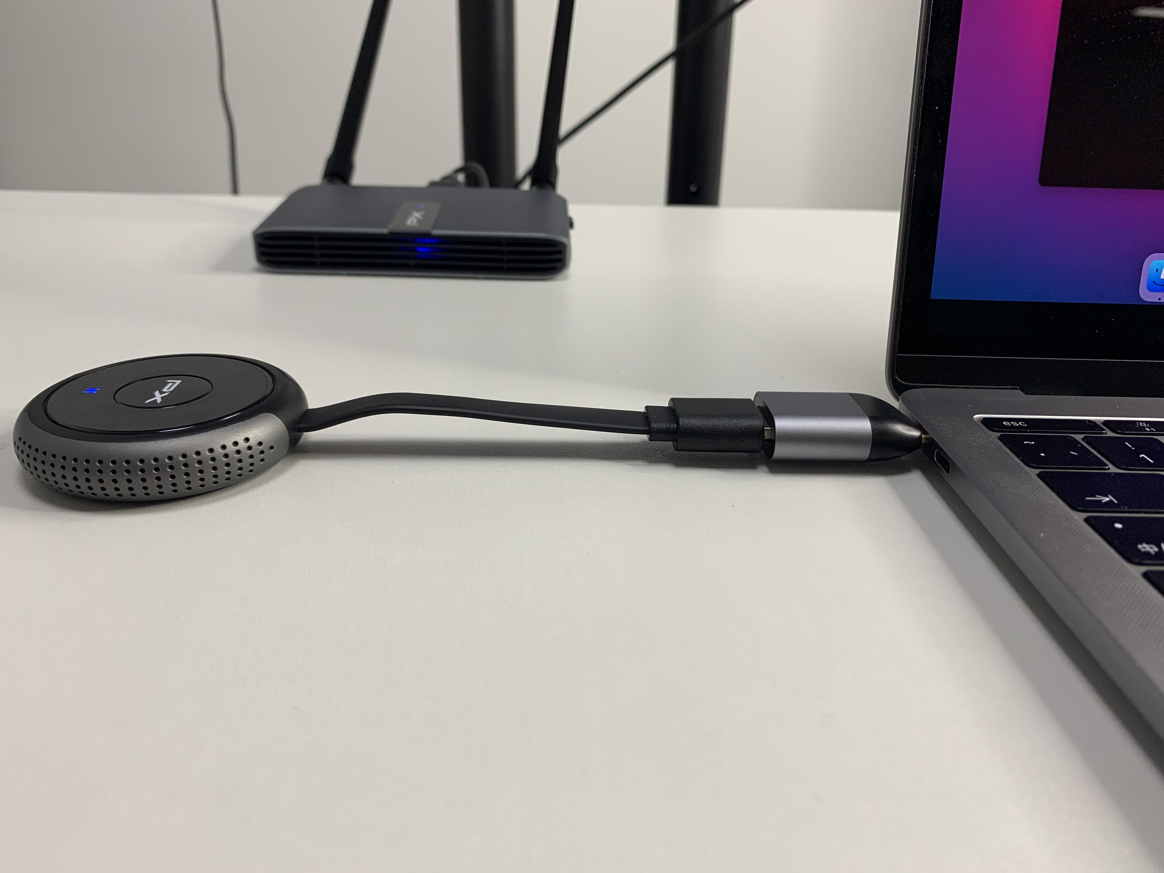 苹果电脑可以投屏到电视吗（MacBook投屏到电视显示器方法教程） 